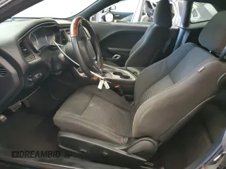 2017 Dodge Challenger SXT z VIN 2C3CDZAG7HH658606, wystawiony jako Copart lot #52131045 z przebiegiem 100 223 mil mil oraz Szkoda całkowita • Salvage title. Historia ofert i sprzedaży dostępna na DreamBid. Obrazek 7.