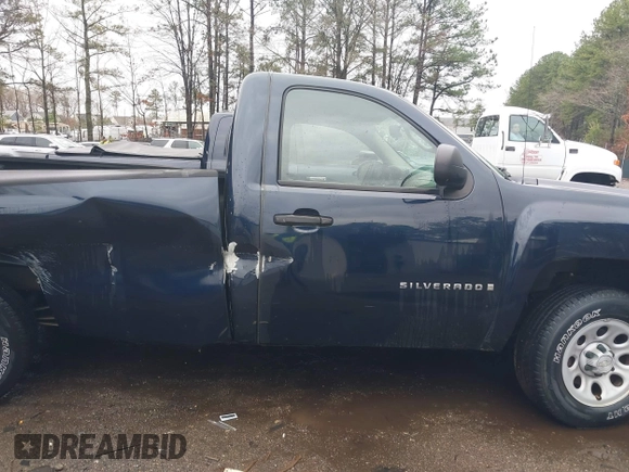 2008 Chevrolet Silverado 1500 Work Truck with VIN 1GCEC14C08Z106821, listed as a IAAI auction lot 41803709 with 68,334 mi miles. Bid and sale history available at carsss.com. Image 14.