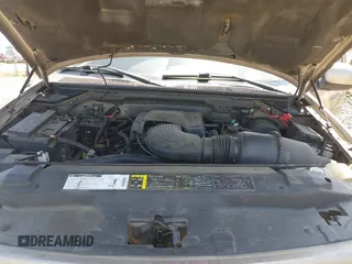 2001 Ford F-150 XL z VIN 2FTRX18L61CA78784, wystawiony jako IAAI lot #42228289 z przebiegiem 208 507 mil mil oraz . Historia ofert i sprzedaży dostępna na DreamBid. Obrazek 10.