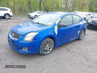 2011 Nissan Sentra SE-R z VIN 3N1BB6AP1BL606935, wystawiony jako IAAI lot #42233917 z przebiegiem 204 941 mil mil oraz . Historia ofert i sprzedaży dostępna na DreamBid. Obrazek 2.