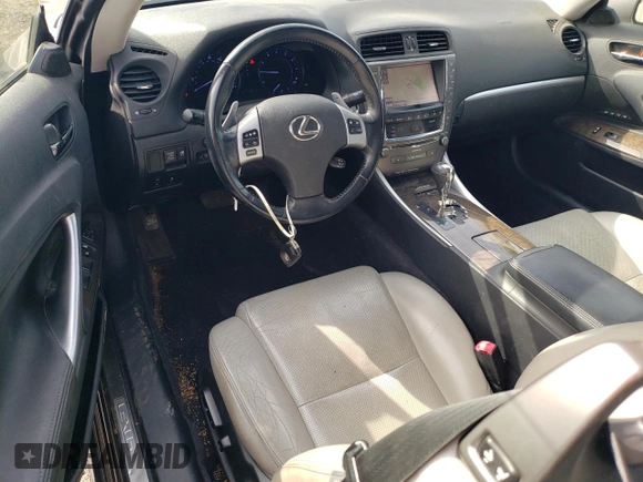 2014 Lexus IS 250 C z VIN JTHFF2C22E2531017, wystawiony jako Copart lot #44370555 z przebiegiem 118 514 mil mil oraz Szkoda całkowita • Salvage title. Historia ofert i sprzedaży dostępna na DreamBid. Obrazek 8.
