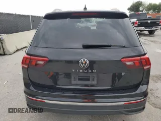 2022 Volkswagen Tiguan S with VIN 3VV1B7AX7NM111380, listed as a Copart auction lot 62717785 with 169,366 mi miles and Clean title. Bid and sale history available at DreamBid. Image 6.