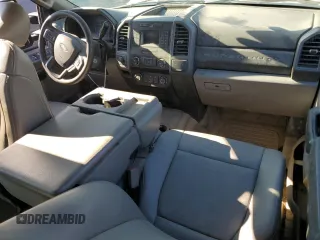 2019 Ford F-250 XL z VIN 1FT7X2A68KEG66277, wystawiony jako Copart lot #80158754 z przebiegiem Nie podano mil oraz Szkoda całkowita • Salvage title. Historia ofert i sprzedaży dostępna na DreamBid. Obrazek 8.