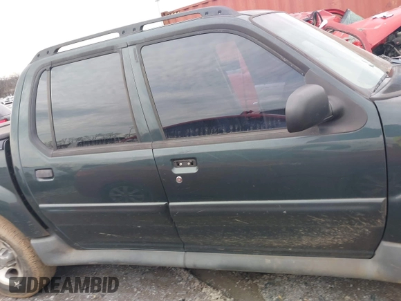 2004 Ford Explorer Sport Trac XLS с VIN 1FMZU67K84UB98360, выставлен на аукционе IAAI как лот 41558930 с пробегом Не указан миль и . История ставок и продаж доступна на DreamBid. Изображение 13.