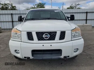 2011 Nissan Titan SL with VIN 1N6AA0EC7BN326725, listed as a Copart auction lot 47419885 with 173,116 mi miles and Clean Title. Bid and sale history available at carsss.com. Image 5.