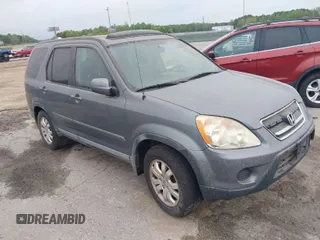 2005 Honda CR-V EX SE with VIN SHSRD78985U301575, listed as a IAAI auction lot 41973175 with 233,508 mi miles. Bid and sale history available at carsss.com. Image 1.