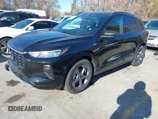 2024 Ford Escape ST-Line with VIN 1FMCU0MZ9RUA20923, listed as a IAAI auction lot 40926247 with 3,693 mi miles and . Bid and sale history available at DreamBid. Image 18.