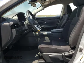 2023 Nissan Sentra SV z VIN 3N1AB8CV4PY317867, wystawiony jako Copart lot #58967115 z przebiegiem 31 825 mil mil oraz Szkoda całkowita • Salvage title. Historia ofert i sprzedaży dostępna na DreamBid. Obrazek 7.