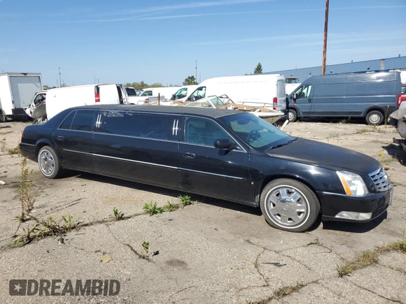 2006 Cadillac DTS Professional z VIN 1GEEH96Y66U550005, wystawiony jako Copart lot #74721504 z przebiegiem 47 120 mil mil oraz Tytuł czysty. Historia ofert i sprzedaży dostępna na DreamBid. Obrazek 4.