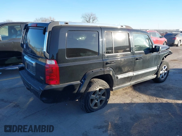 2007 Jeep Commander Limited z VIN 1J8HG58P57C621538, wystawiony jako IAAI lot #41433752 z przebiegiem 180 844 mil mil oraz . Historia ofert i sprzedaży dostępna na DreamBid. Obrazek 4.