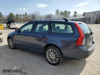 2008 Volvo V50 2.5T R-Design with VIN YV1MJ672382393091, listed as a Copart auction lot 52884685 with 61,939 mi miles and Clean Title. Bid and sale history available at carsss.com. Image 2.