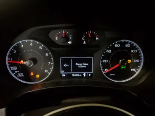 2018 GMC Terrain SLE z VIN 3GKALTEV4JL246849, wystawiony jako Copart lot #55416775 z przebiegiem 134 823 mil mil oraz Szkoda całkowita • Salvage title. Historia ofert i sprzedaży dostępna na DreamBid. Obrazek 9.