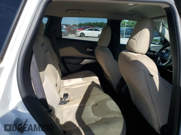 2018 Jeep Cherokee Latitude z VIN 1C4PJLCB4JD558826, wystawiony jako Copart lot #57898555 z przebiegiem 112 498 mil mil oraz Szkoda całkowita • Salvage title. Historia ofert i sprzedaży dostępna na DreamBid. Obrazek 10.