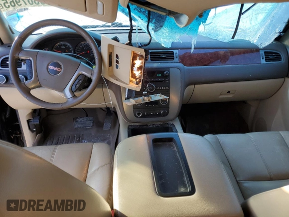2011 GMC Yukon SLT with VIN 1GKS2CE0XBR368931, listed as a Copart auction lot 45307965 with 190,279 mi miles and Salvage title. Bid and sale history available at DreamBid. Image 8.