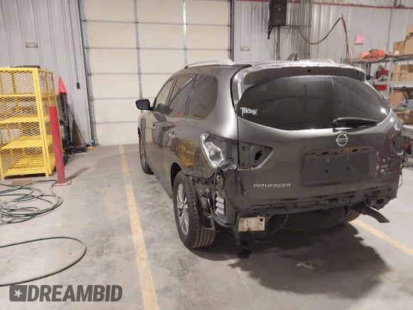 2019 Nissan Pathfinder SV с VIN 5N1DR2MM2KC625433, выставлен на аукционе IAAI как лот 41608795 с пробегом 65 651 миль миль и . История ставок и продаж доступна на DreamBid. Изображение 3.