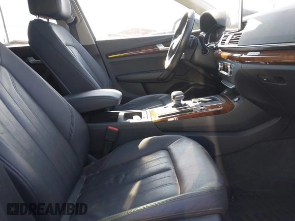 2018 Audi Q5 Premium with VIN WA1ANAFY1J2003708, listed as a IAAI auction lot 42116637 with 60,813 mi miles and . Bid and sale history available at DreamBid. Image 5.
