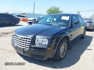 2007 Chrysler 300 with VIN 2C3KA43R97H889656, listed as a IAAI auction lot 41982493 with 81,607 mi miles. Bid and sale history available at carsss.com. Image 2.