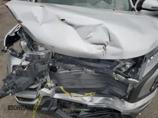 2021 Mitsubishi Outlander ES z VIN JA4ARUAU1MU010564, wystawiony jako Copart lot #56552645 z przebiegiem 86 994 mil mil oraz Czysty tytuł • Clean title. Historia ofert i sprzedaży dostępna na DreamBid. Obrazek 12.