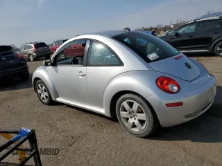 2007 Volkswagen New Beetle Coupe with VIN 3VWPG31C47M510263, listed as a Copart auction lot 47728275 with 142,248 mi miles and Salvage Title. Bid and sale history available at carsss.com. Image 2.