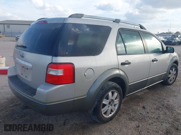 2006 Ford Freestyle SE z VIN 1FMZK01176GA41620, wystawiony jako IAAI lot #41703818 z przebiegiem 169 954 mil mil oraz . Historia ofert i sprzedaży dostępna na DreamBid. Obrazek 4.