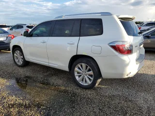 2008 Toyota Highlander Hybrid Limited with VIN JTEEW44A882018871, listed as a Copart auction lot 73723344 with 0 mi miles and Salvage Title. Bid and sale history available at carsss.com. Image 2.
