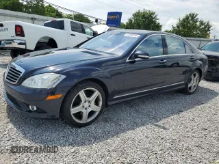 2008 Mercedes-Benz S 550 with VIN WDDNG86X28A235256, listed as a Copart auction lot 61346745 with 205,854 mi miles and Non repairable. Bid and sale history available at DreamBid. Image 1.