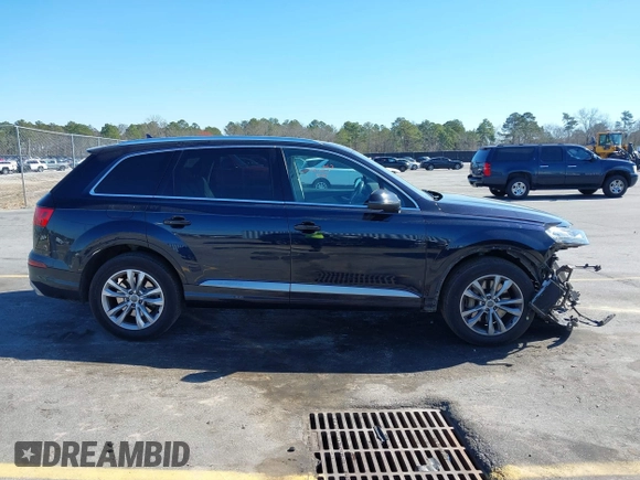 2017 Audi Q7 Premium Plus with VIN WA1LAAF79HD043044, listed as a IAAI auction lot 41692975 with 109,430 mi miles. Bid and sale history available at carsss.com. Image 13.