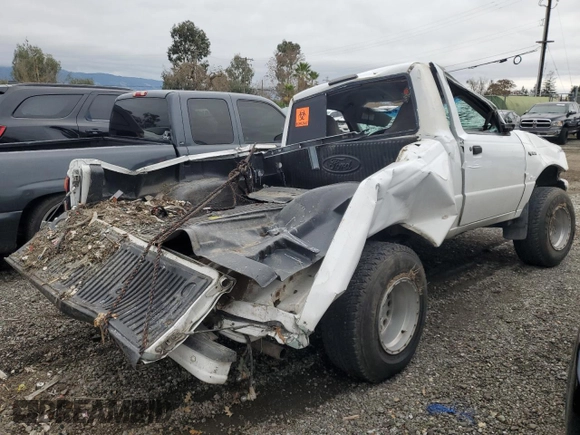 1999 Ford Ranger XL with VIN 1FTYR10V8XUB05186, listed as a Copart auction lot 84733784 with 252,631 mi miles and Non Repairable. Bid and sale history available at carsss.com. Image 3.