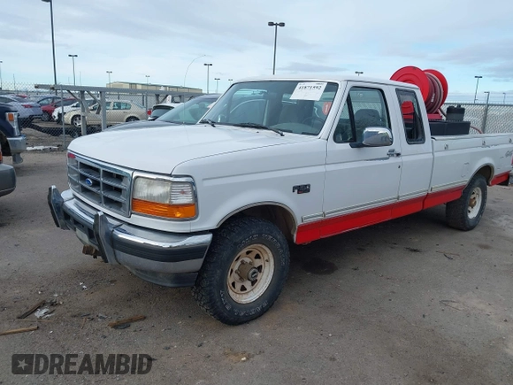 1996 Ford F-150 with VIN 1FTEX14H2TKA29905, listed as a IAAI auction lot 41871592 with 1 mi miles. Bid and sale history available at carsss.com. Image 2.