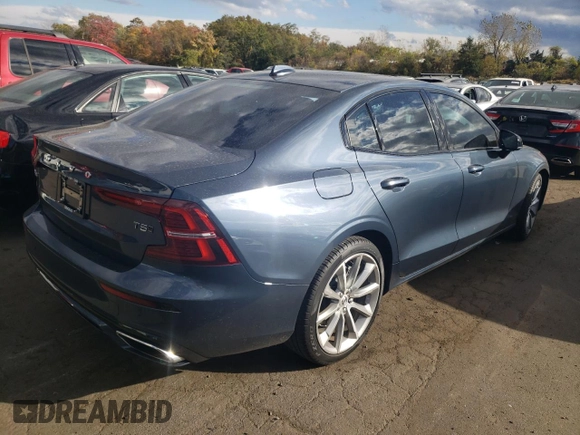 2021 Volvo S60 Momentum with VIN 7JR102TZ2MG118236, listed as a Copart auction lot 74603424 with 15,917 mi miles and Salvage title. Bid and sale history available at DreamBid. Image 3.