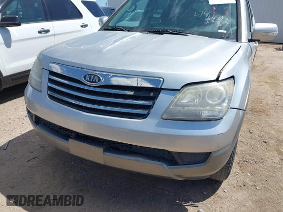 2009 Kia Borrego LX with VIN KNDJJ741695014336, listed as a IAAI auction lot 42079461 with 222,762 mi miles and . Bid and sale history available at DreamBid. Image 6.