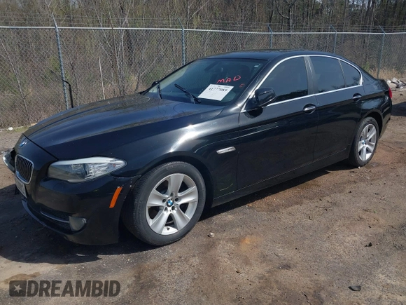 2011 BMW 5 Series 528i with VIN WBAFR1C59BC672733, listed as a IAAI auction lot 41777089 with 201,470 mi miles and . Bid and sale history available at carsss.com. Image 17.