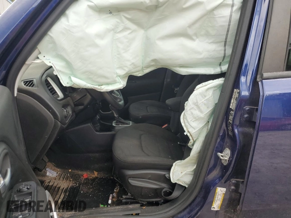 2019 Jeep Renegade Latitude with VIN ZACNJABB0KPK84392, listed as a Copart auction lot 61554635 with Not provided miles and Salvage title. Bid and sale history available at DreamBid. Image 7.