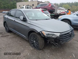 2019 Volkswagen Jetta S z VIN 3VWCB7BU1KM127515, wystawiony jako IAAI lot #42231324 z przebiegiem 79 826 mil mil oraz . Historia ofert i sprzedaży dostępna na DreamBid. Obrazek 1.