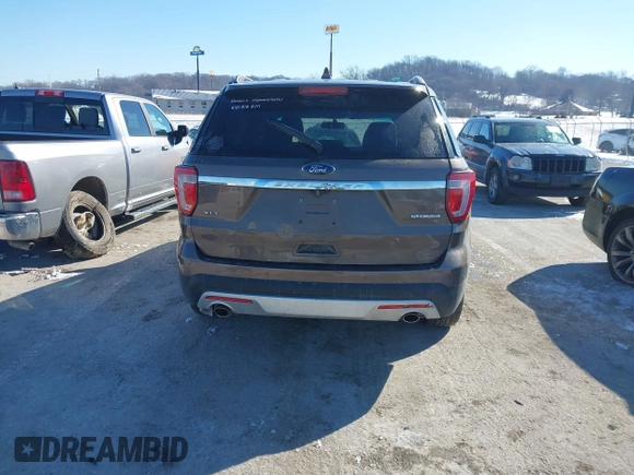 2016 Ford Explorer XLT with VIN 1FM5K7D80GGA43226, listed as a IAAI auction lot 41624298 with 173,649 mi miles. Bid and sale history available at carsss.com. Image 15.