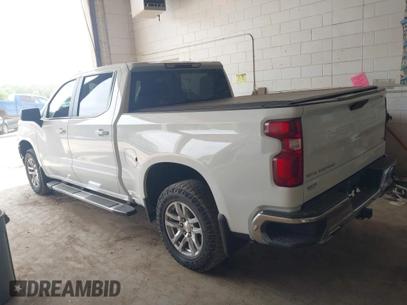 2021 Chevrolet Silverado 1500 LT z VIN 3GCUYDEDXMG439687, wystawiony jako IAAI lot #42561881 z przebiegiem 100 793 mil mil oraz . Historia ofert i sprzedaży dostępna na DreamBid. Obrazek 3.