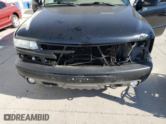 2004 Chevrolet Suburban Z71 with VIN 3GNFK16Z14G148988, listed as a Copart auction lot 58481704 with 0 mi miles and Salvage Title. Bid and sale history available at carsss.com. Image 11.