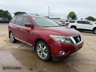 2015 Nissan Pathfinder Platinum with VIN 5N1AR2MN6FC608975, listed as a Copart auction lot 52014495 with 156223 miles and Clean Title. Bid and sale history available at carsss.com. Image 1.