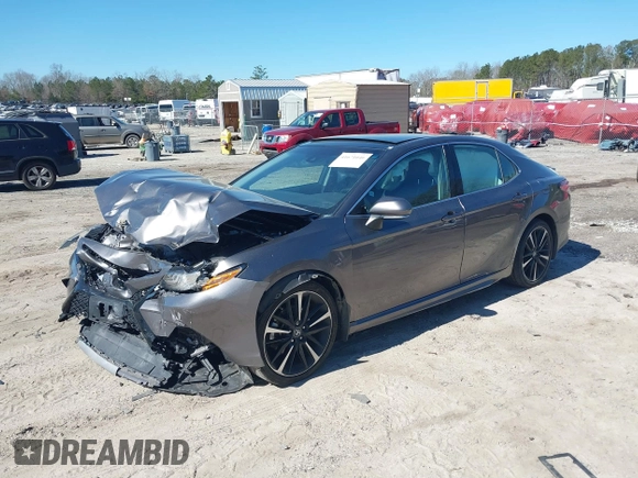 2019 Toyota Camry XSE with VIN 4T1B61HK1KU812353, listed as a IAAI auction lot 41671046 with 60,488 mi miles. Bid and sale history available at carsss.com. Image 2.