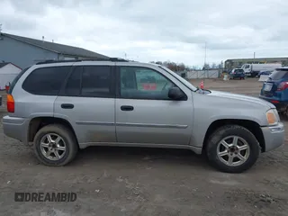 2008 GMC Envoy SLE2 with VIN 1GKDS13S982225326, listed as a IAAI auction lot 42046634 with 165,482 mi miles and . Bid and sale history available at DreamBid. Image 13.