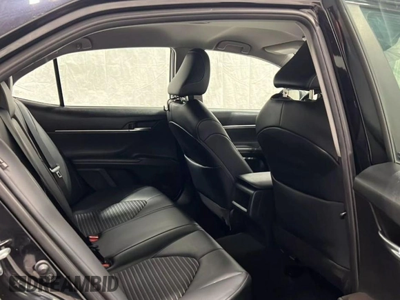 2023 Toyota Camry SE z VIN 4T1G11BK3PU075080, wystawiony jako Copart lot #58753195 z przebiegiem 106 506 mil mil oraz Czysty tytuł • Clean title. Historia ofert i sprzedaży dostępna na DreamBid. Obrazek 6.