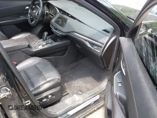 2019 Cadillac XT4 AWD Sport с VIN 1GYFZFR44KF140894, выставлен на аукционе IAAI как лот 42496698 с пробегом 79 768 миль миль и . История ставок и продаж доступна на DreamBid. Изображение 5.