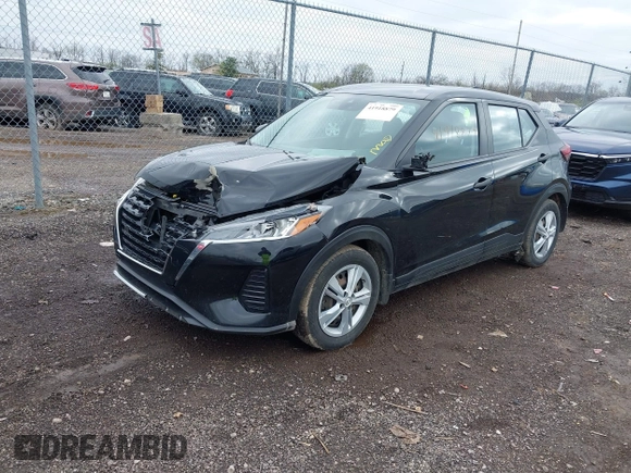2022 Nissan Kicks S with VIN 3N1CP5BV0NL482271, listed as a IAAI auction lot 41918879 with 105,618 mi miles. Bid and sale history available at carsss.com. Image 2.