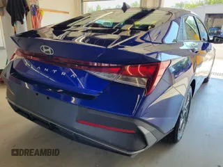 2024 Hyundai Elantra SEL with VIN KMHLM4DG9RU648650, listed as a IAAI auction lot 42853007 with 29,591 mi miles and . Bid and sale history available at DreamBid. Image 21.