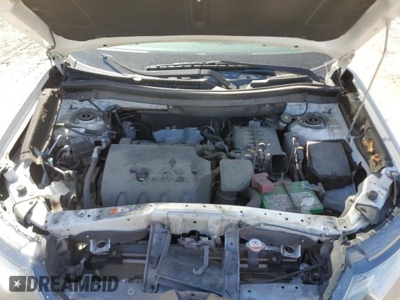 2016 Mitsubishi Outlander SE with VIN JA4AZ3A30GZ037053, listed as a Copart auction lot 57174405 with 105,621 mi miles and Salvage title. Bid and sale history available at DreamBid. Image 12.