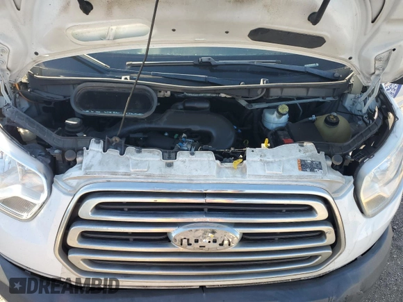 2018 Ford Transit z VIN 1FTYR1YM6JKB16315, wystawiony jako Copart lot #48130595 z przebiegiem 182 138 mil mil oraz Szkoda całkowita • Salvage title. Historia ofert i sprzedaży dostępna na DreamBid. Obrazek 12.