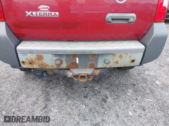 2005 Nissan Xterra S z VIN 5N1AN08W05C656764, wystawiony jako IAAI lot #42331404 z przebiegiem 144 575 mil mil oraz . Historia ofert i sprzedaży dostępna na DreamBid. Obrazek 6.