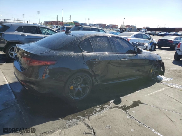 2018 Alfa Romeo Giulia Ti with VIN ZARFAECNXJ7576446, listed as a Copart auction lot 78037754 with 85,846 mi miles and Salvage Title. Bid and sale history available at carsss.com. Image 3.