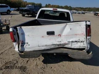 2001 Chevrolet S-10 LS with VIN 1GCCS195218201848, listed as a Copart auction lot 77393634 with 113,865 mi miles and Salvage Title. Bid and sale history available at DreamBid. Image 6.