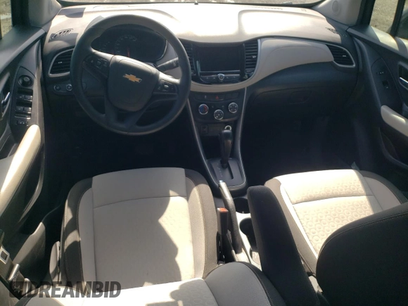 2022 Chevrolet Trax LS with VIN KL7CJNSM9NB503252, listed as a Copart auction lot 44749785 with 20,015 mi miles and Salvage Title. Bid and sale history available at carsss.com. Image 8.